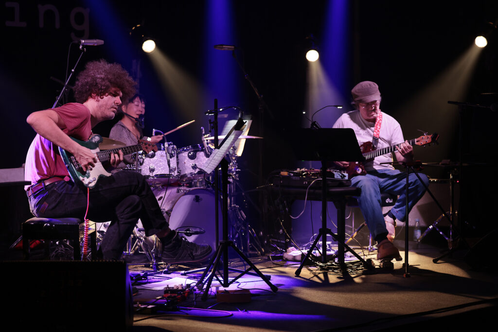 Ukiyoto is performing on the stage.